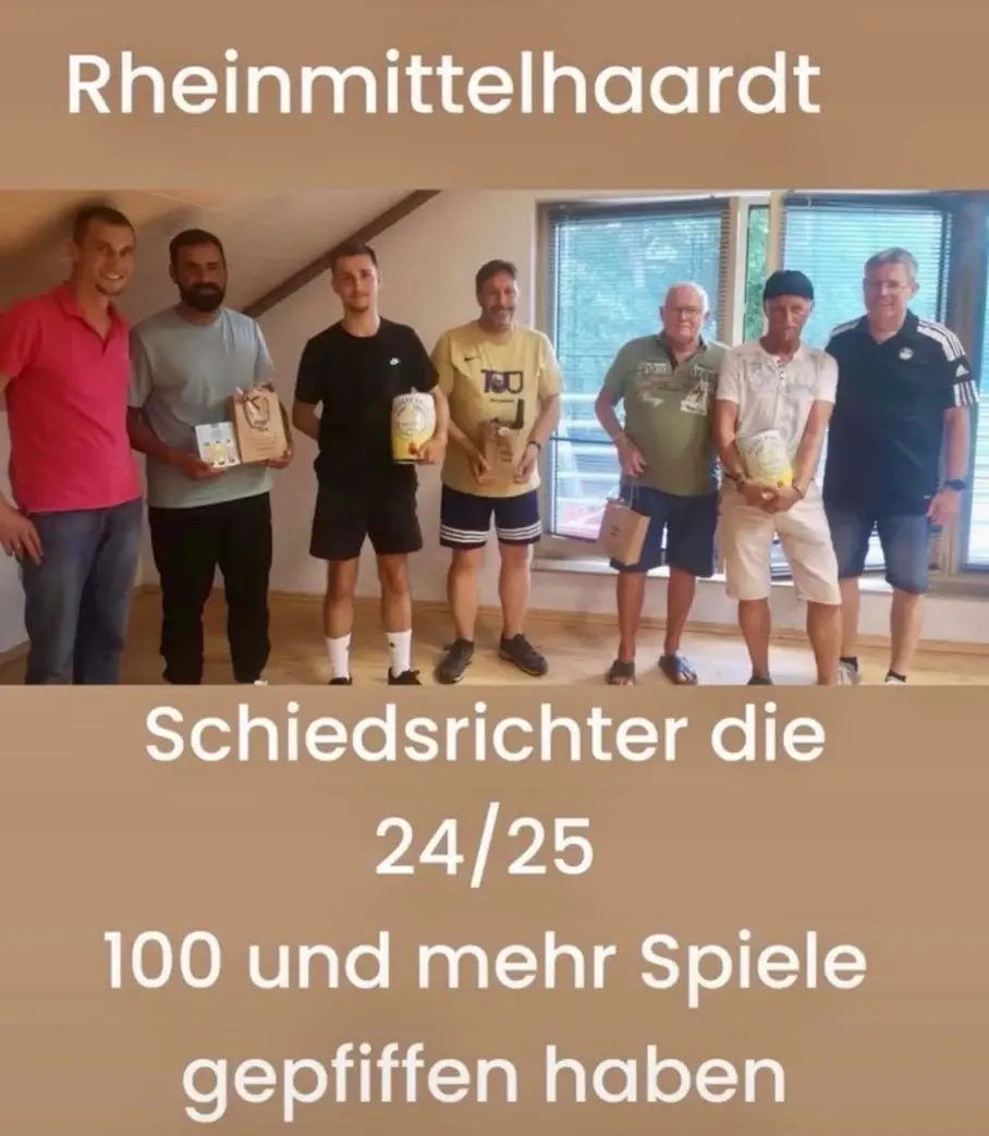 Gruppe von Schiedsrichtern, die für 100 und mehr Spiele in der Saison 2024/25 ausgezeichnet wurden.